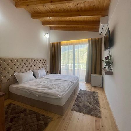 Guest-Room Zoi&Teri Tepelene Екстериор снимка