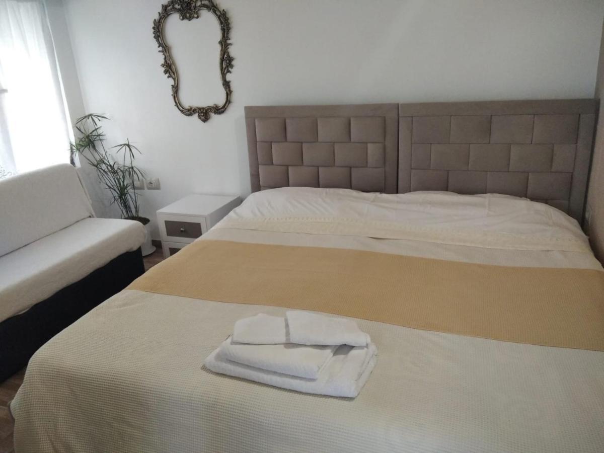Guest-Room Zoi&Teri Tepelene Екстериор снимка