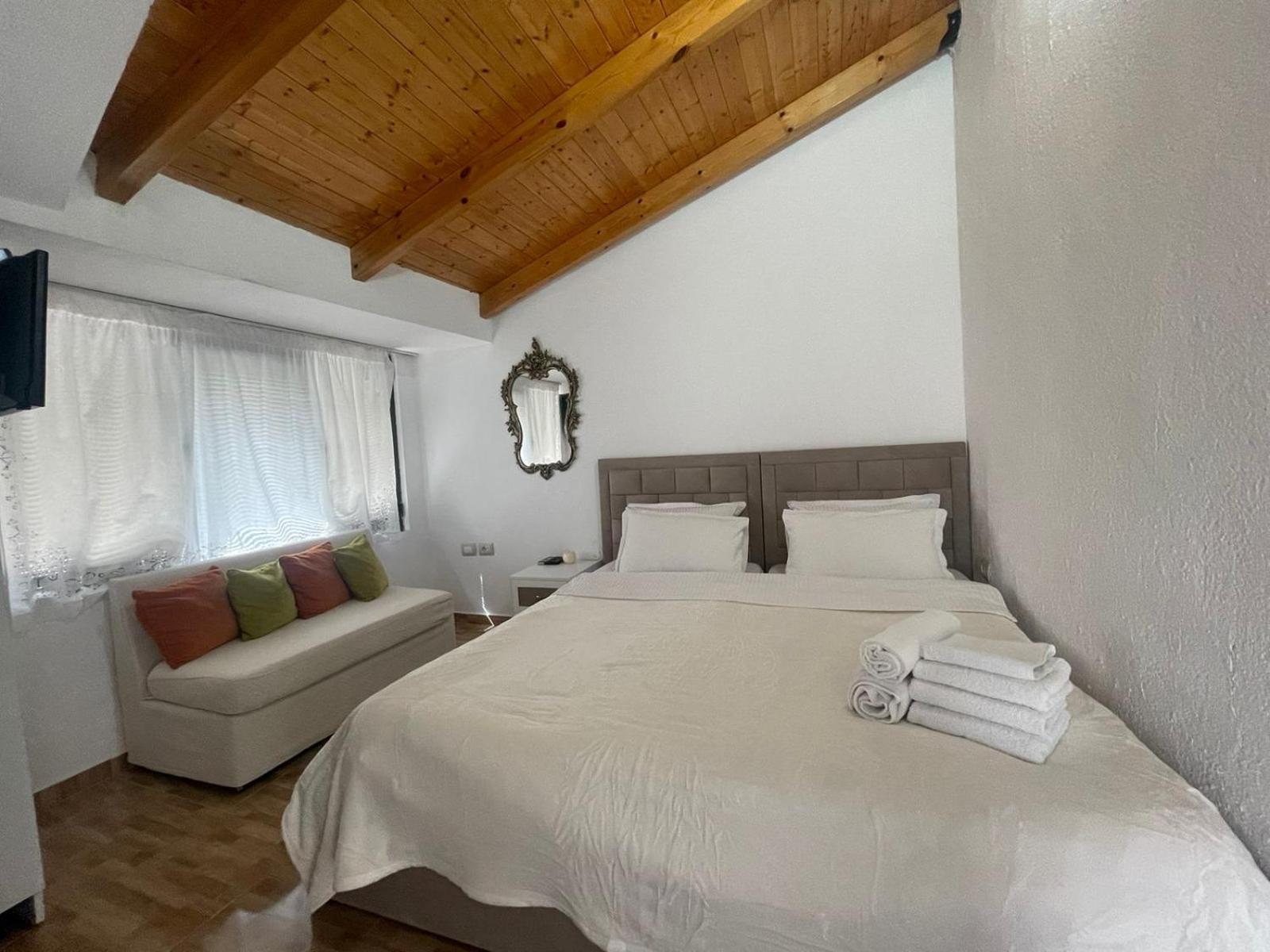 Guest-Room Zoi&Teri Tepelene Екстериор снимка