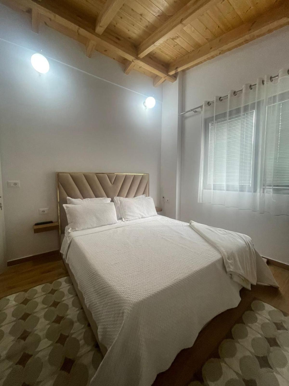 Guest-Room Zoi&Teri Tepelene Екстериор снимка